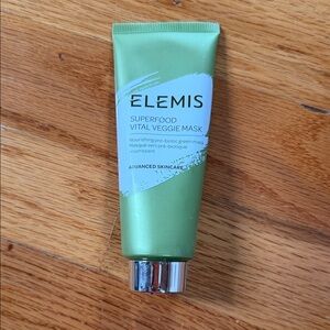 ELEMIS Green and Silver Superfood Face Mask Tube